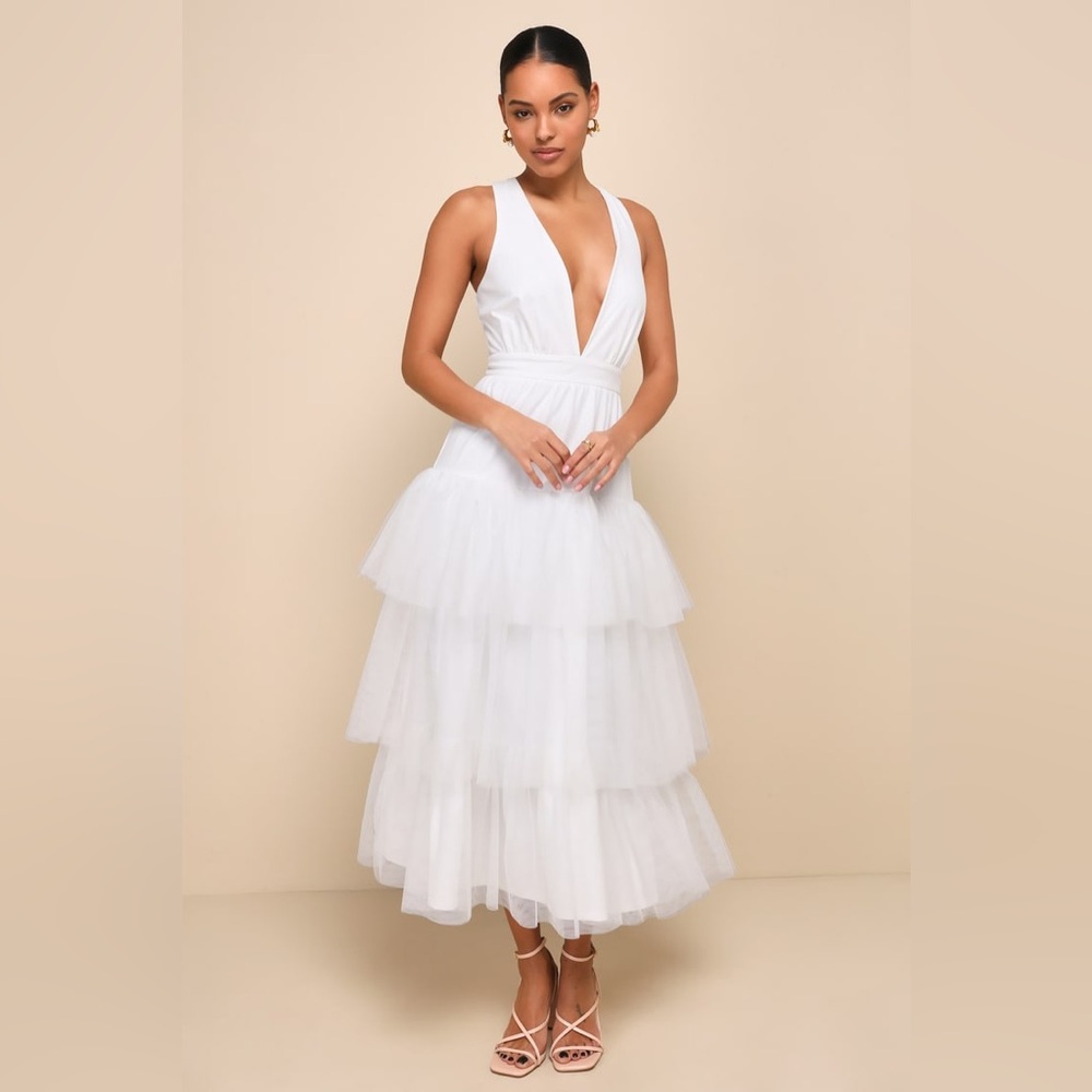 NWT Tier-ly Divine White Tulle V-Neck Tiered Maxi Dress